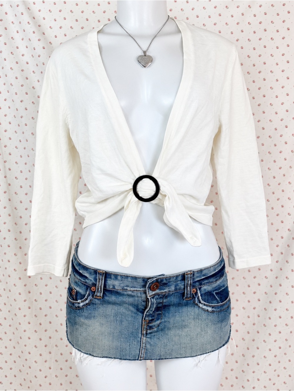 Jones New York White Knot-Front Crop Top with Ring Detail